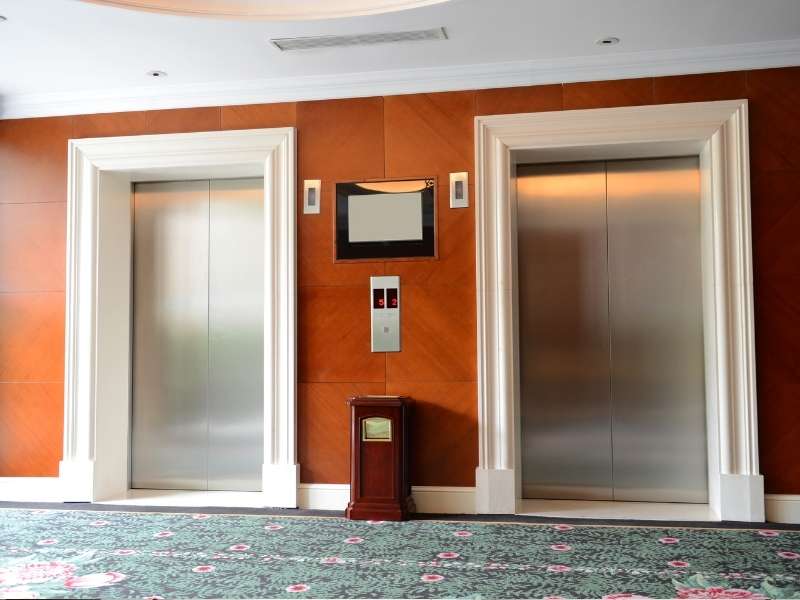 perusahaan elevator di indonesia